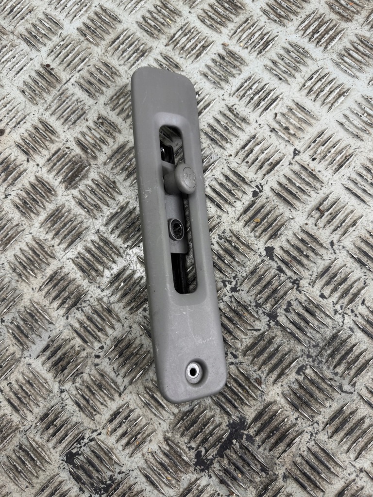 фото №1, Регулировка высоты поперечина безопасности правого suzuki jimny 98-