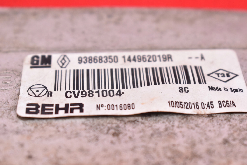 фото №16, Радіатор інтеркулер 144962019r renault trafic 3 iii 1.6 dci 14-21