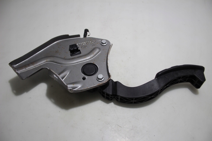 фото №1, Педаль газа dacia logan iii 1.0