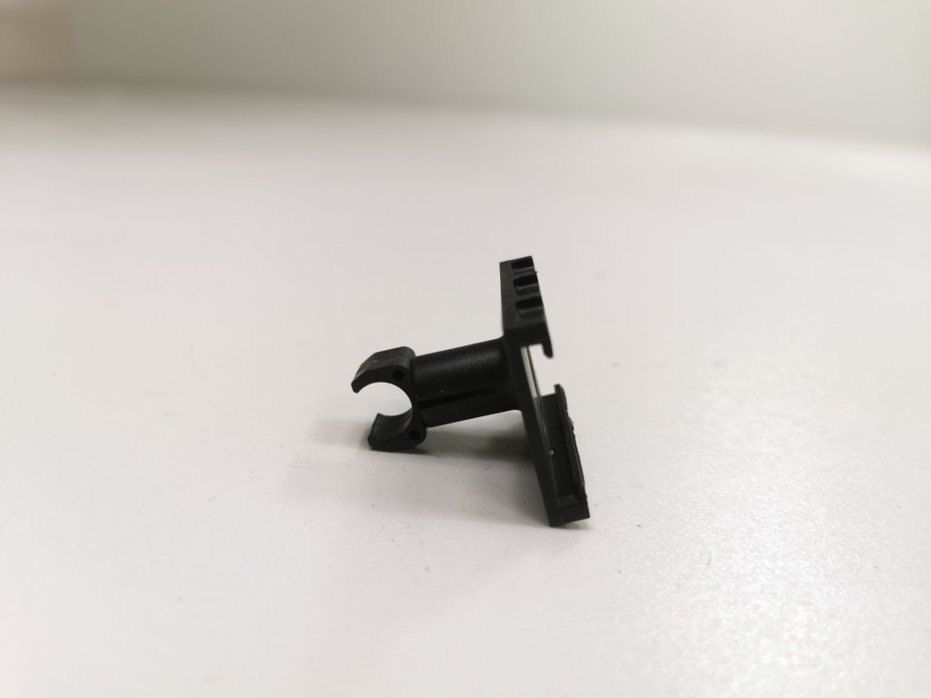 Супорт, клапан керуючий parowaniem пального opel astra-g + zafira-a 13105949 Київ