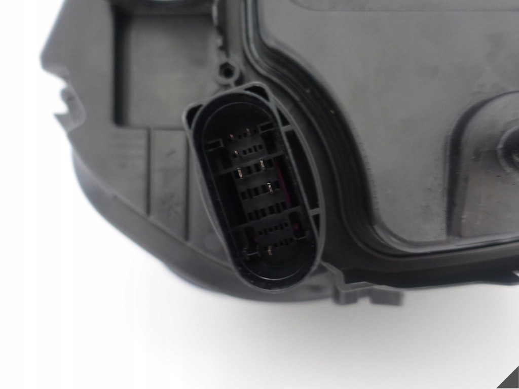 Porsche macan 95b gts рестайлинг  18- full led правый  европа  фара Доставка