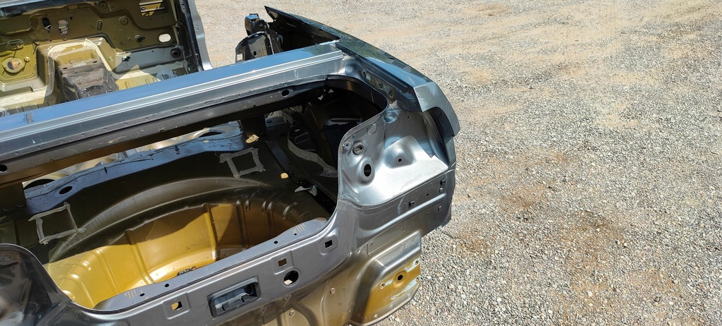 фото №5, Четверть крыло правый задняя mustang cabrio 10-2014