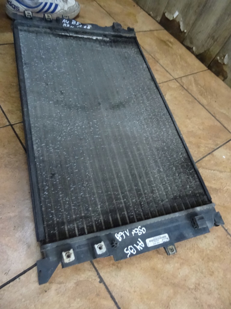 Audi a4 b5 1.6b 98' радиатор воды 8d0121251q в Украине