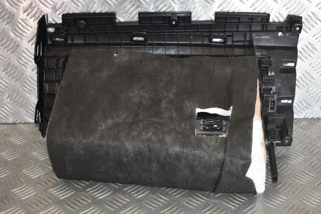 фото №13, Бардачок пассажира правый i tesla model s