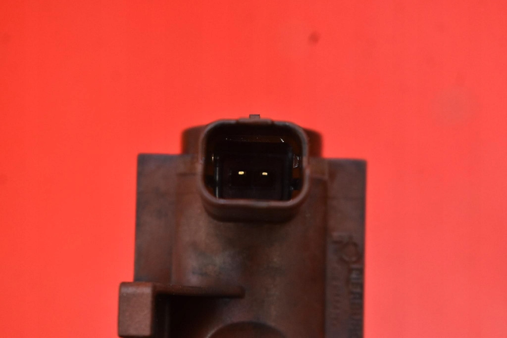 Клапан вакуумa 9654282880 ford focus c-max mk1 i 2.0 tdci 136 km 03-07 с Разборки