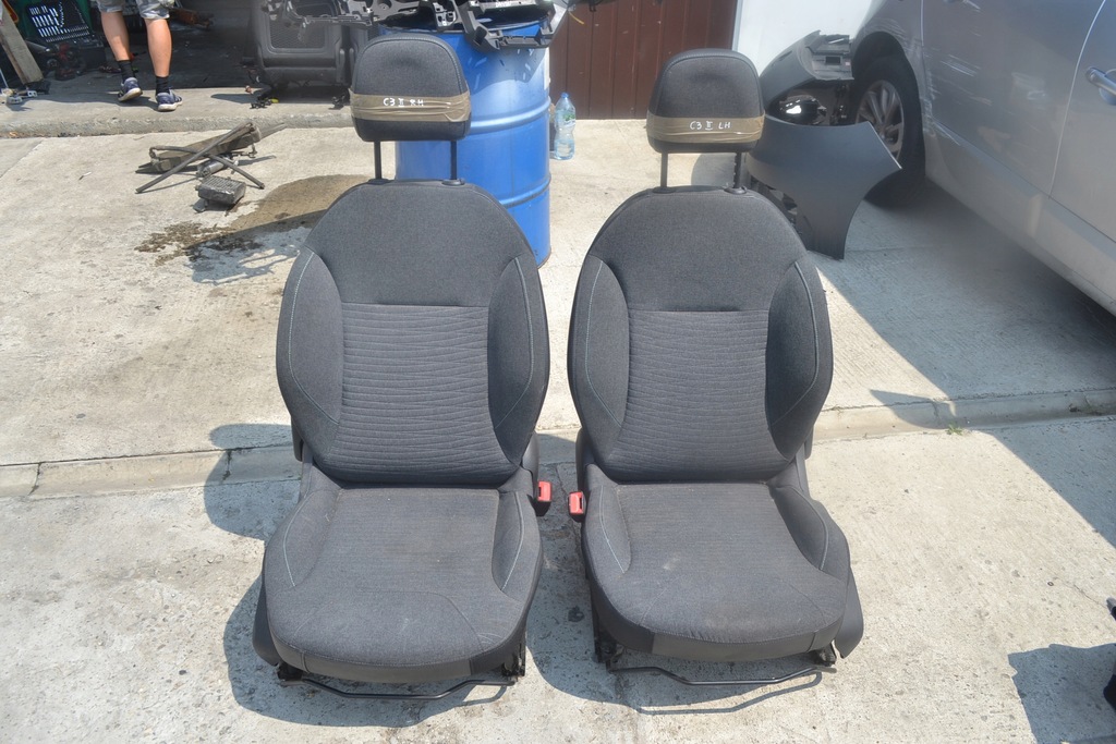 фото №1, Сиденья передние citroen c3 ii версия europa