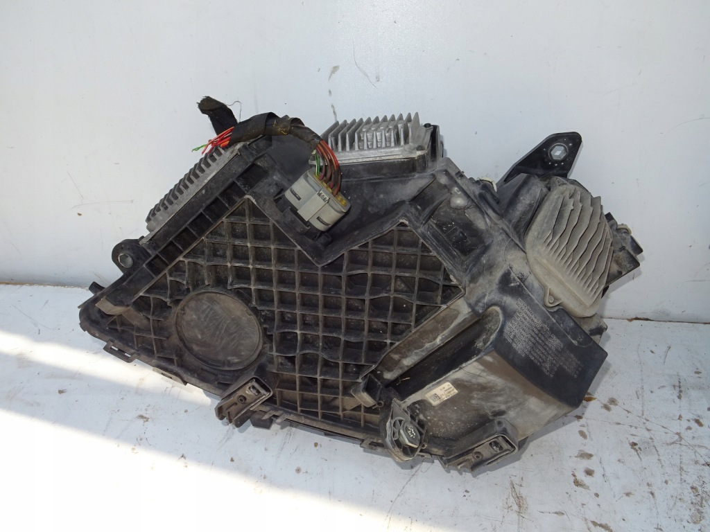 фото №10, Mercedes glc x253 лампы лампа левая a2539060301 правая a2539060401 ils