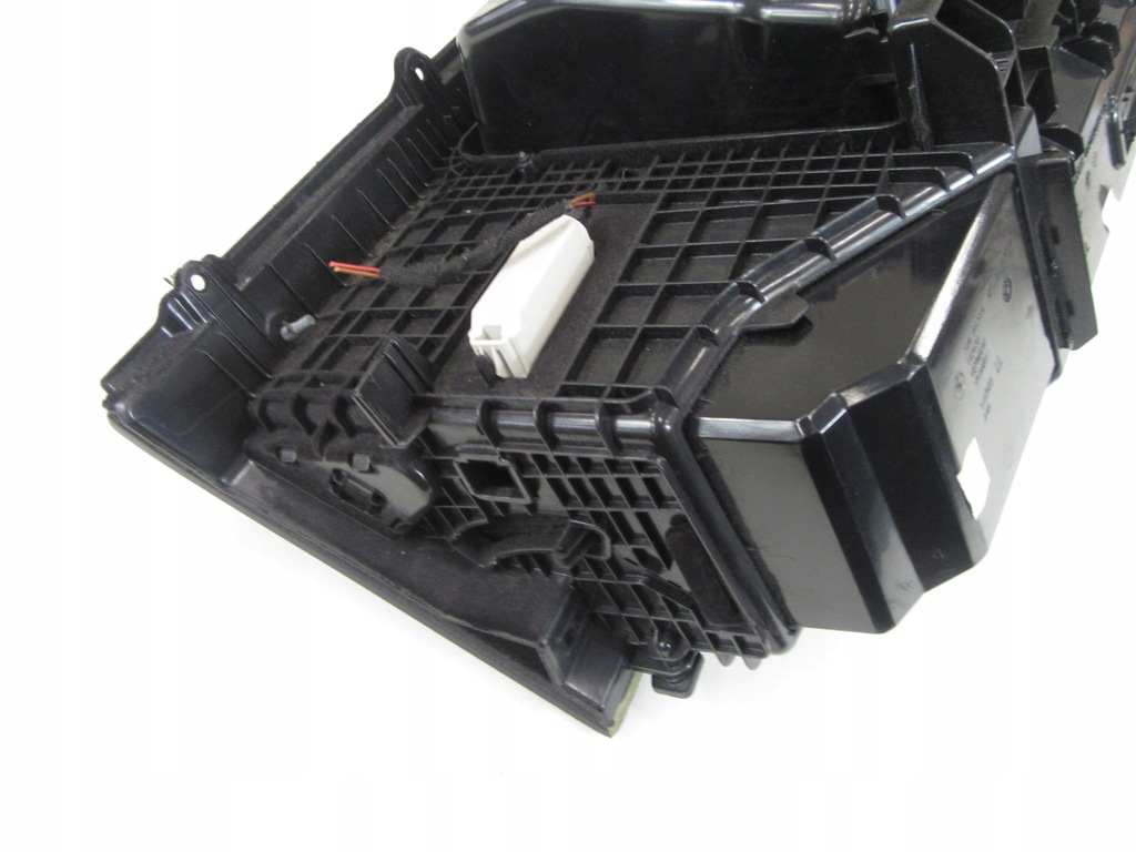 фото №12, Бардачок панелі приладової панелі пасажира bmw f10 f11 europa