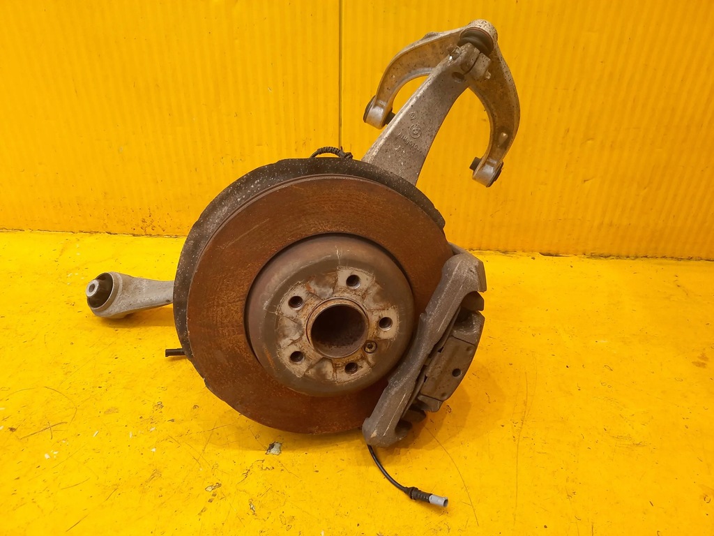 фото №1, Bmw 5 f10 f11 поворотный кулак перед левая