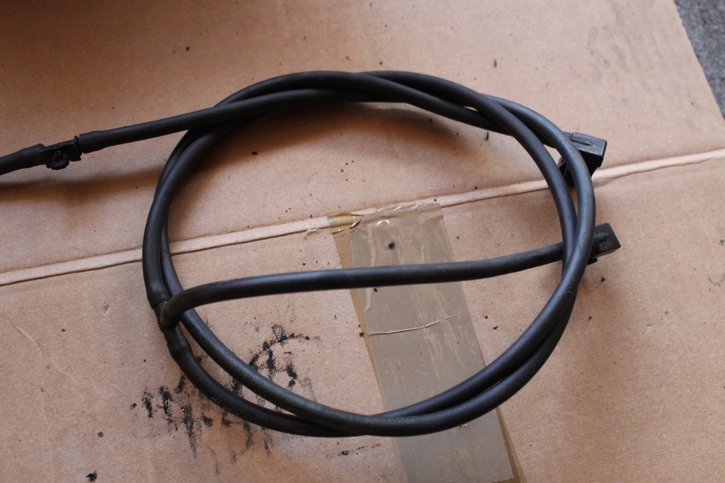 фото №1, Citroen berlingo ii partner шланг омывателя капот омыватель комплект