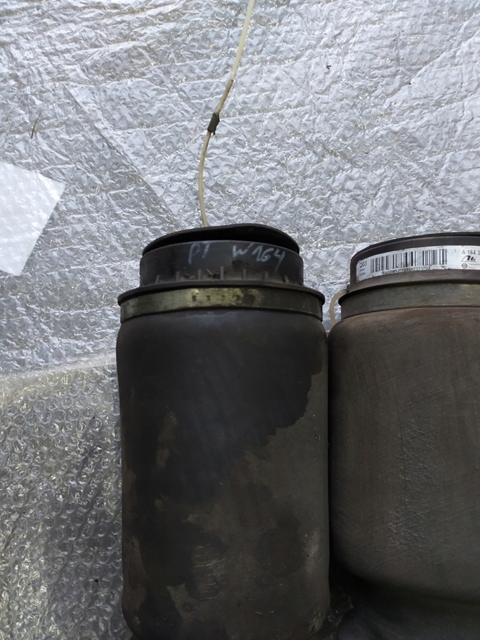 фото №2, Подушка пневмоподушка задня mercedes ml w164