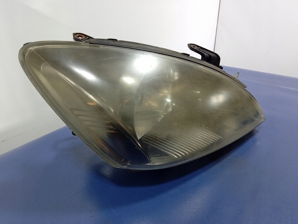 фото №3, Mitsubishi lancer vii фара правый перед eu