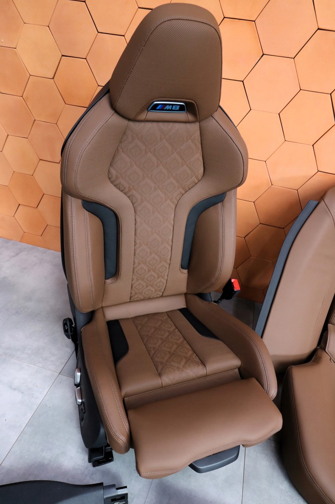 фото №9, Bmw m8 f93 8' g16 m-power салон сидіння вентиляція merino taruma 1 km !!!