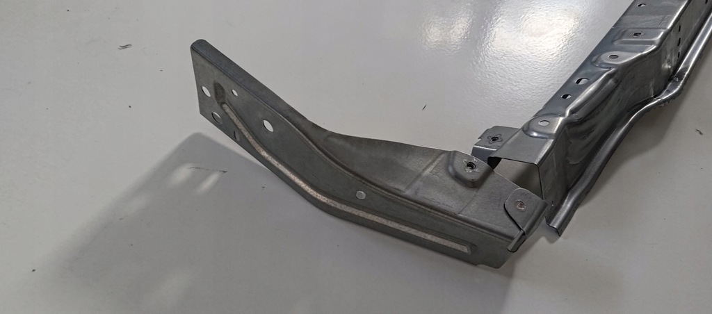 фото №5, Mitsubishi eclipse cross 17 - кронштейн усилитель pas балка бампера