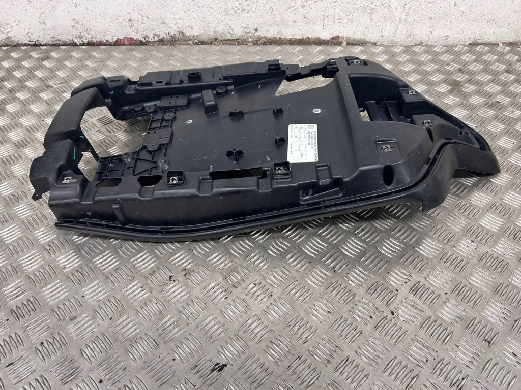 фото №8, Пластик сиденье tesla model x 106812300b