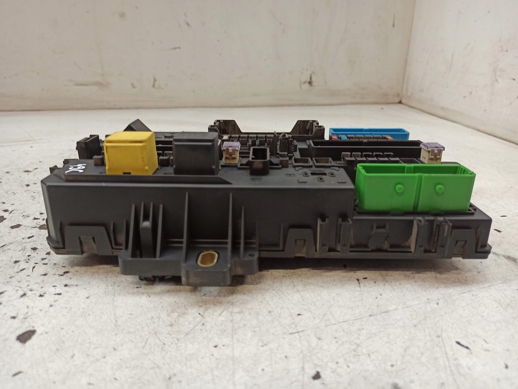 фото №8, Opel astra h коробка запобіжників 5dk008669-30