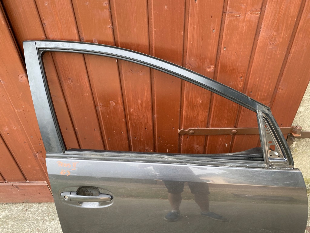 фото №2, Дверь перед правое toyota prius ii