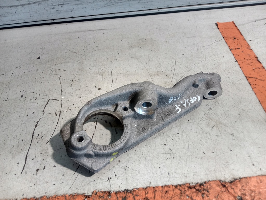 фото №1, Opel corsa f 208 ii опора полуось 1.2 thp
