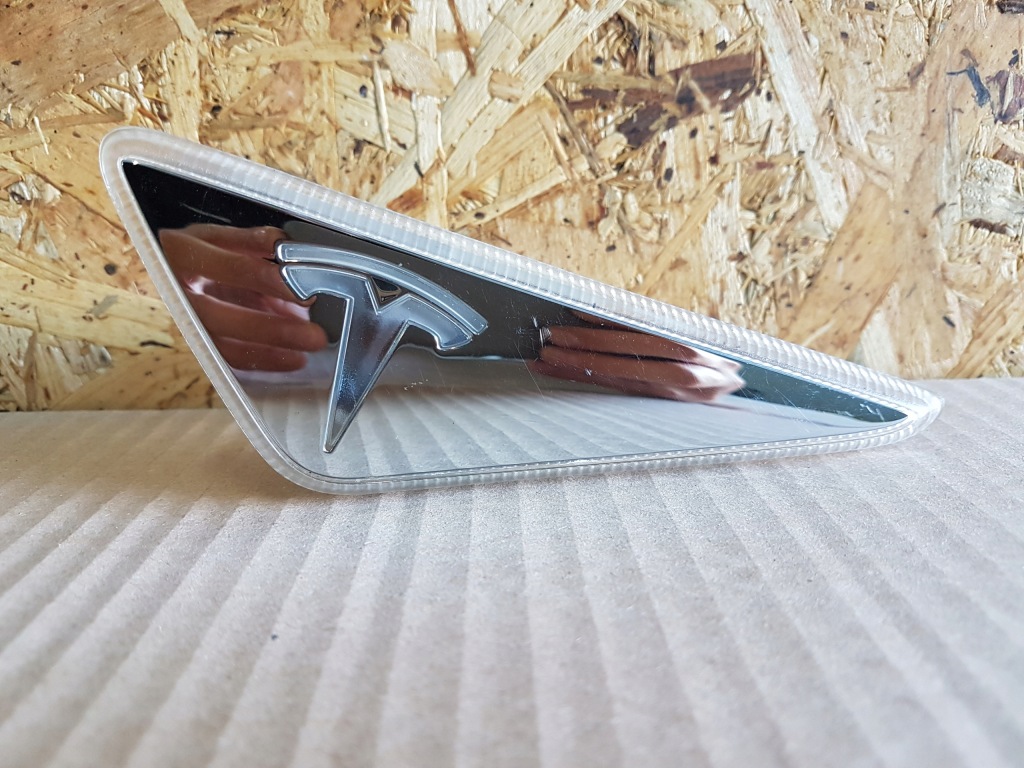 Купити Поворотник перед лівий tesla s x y