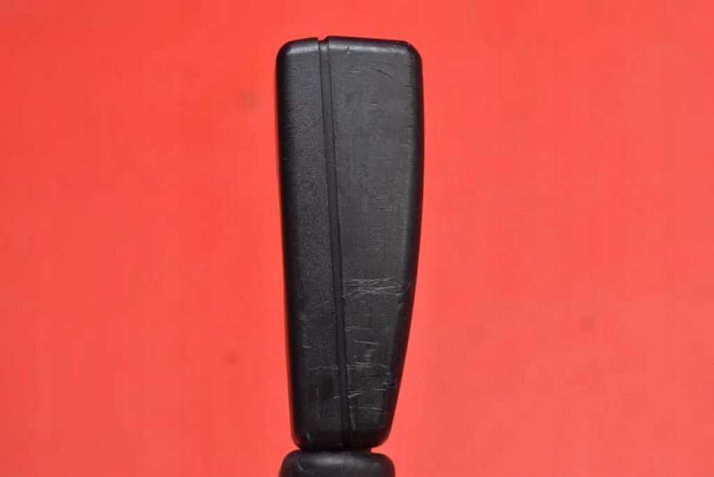 фото №11, Натягувач кліпса поперечина правий перед 3w0857756c bentley continental i gt 03-12