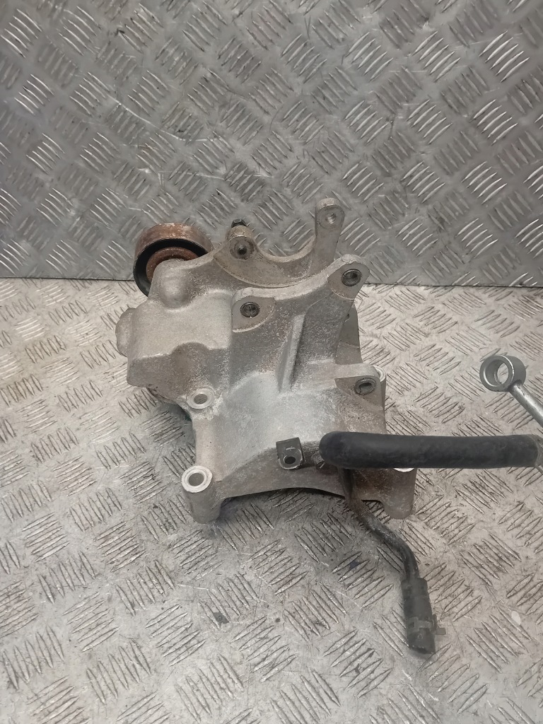 фото №4, Kia sportage ii 2.0crdi 140km кронштейн генератора