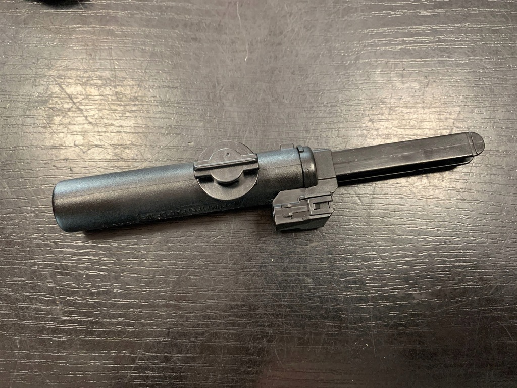 фото №1, Амортизатор бардачка bmw 5 f10 f11 9142637