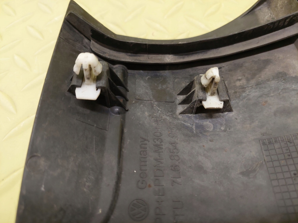 фото №5, Vw touareg i накладка молдинг na крила правий перед 7l6854960a