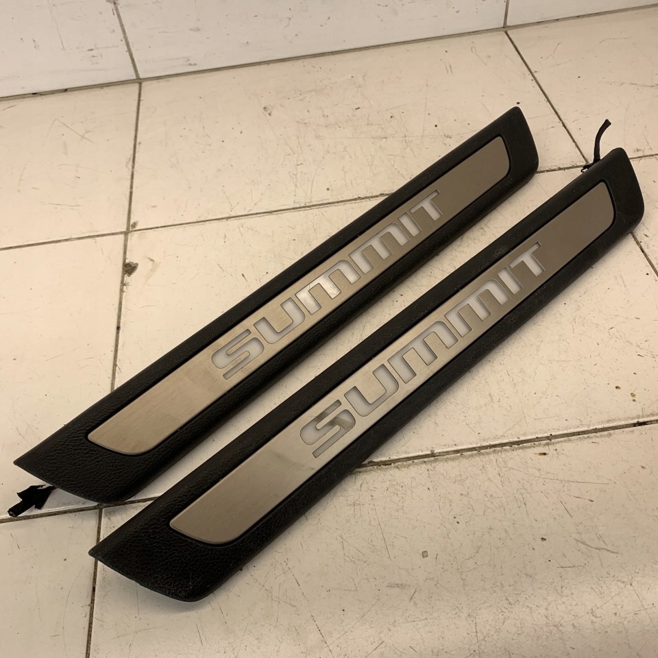 фото №1, Накладки na порог led подсвечиваемые jeep grand cherokee iv wk2 summit lift 18r