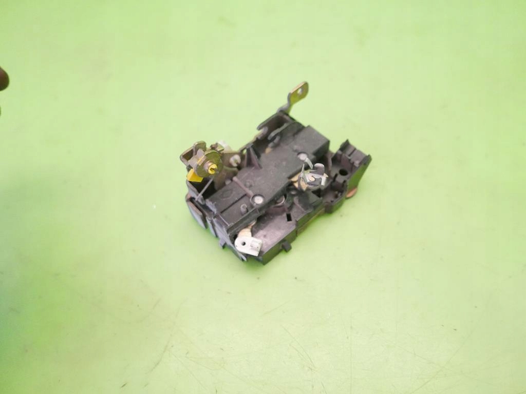 фото №7, Замок дверь правый перед renault kangoo i phi 98-01