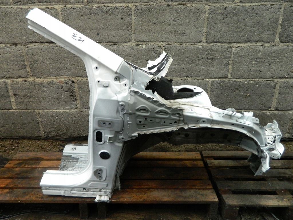 фото №1, Чверть права передня toyota corolla e21 19-25