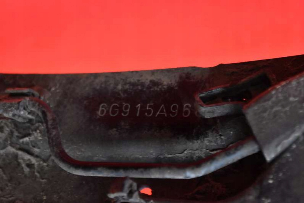 фото №12, Поворотний кулак ступиця права задня 6g915a968 volvo v60 1 i 2.0 d4 181 km 13-20