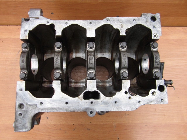 Vw skoda seat 1.4 1.6 fsi blp blf піддон масляна 03c103603t Недорого