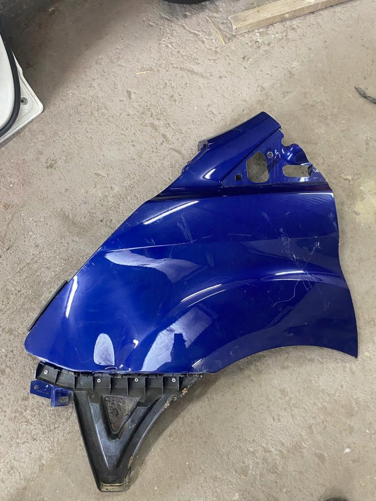 фото №1, Ford custom tourneo левый крыло