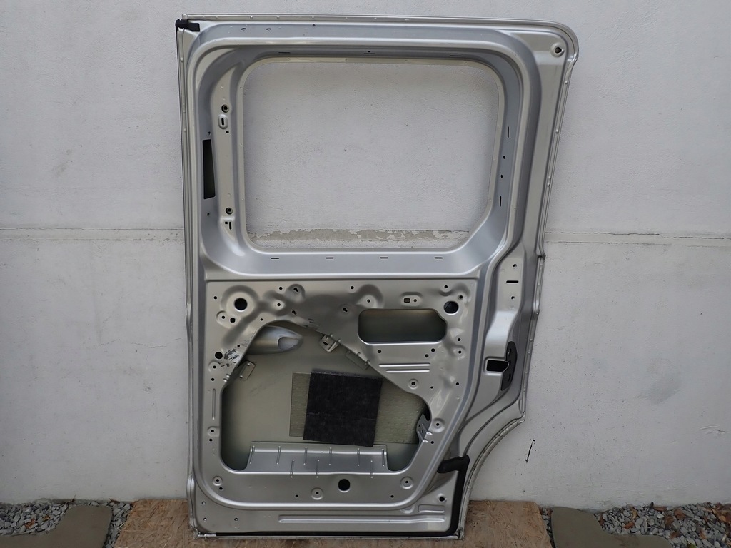 фото №9, Дверь правое сдвижные vw caddy 5 v 2k7 2020- ford tourneo connect 2021-