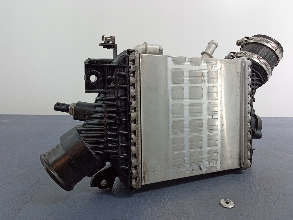 фото №4, Audi q7 ii q8 4m 3.0 tdi интеркулер 059145803p