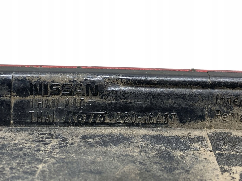 фото №11, Nissan navara 2009 правая сторона лампа задняя