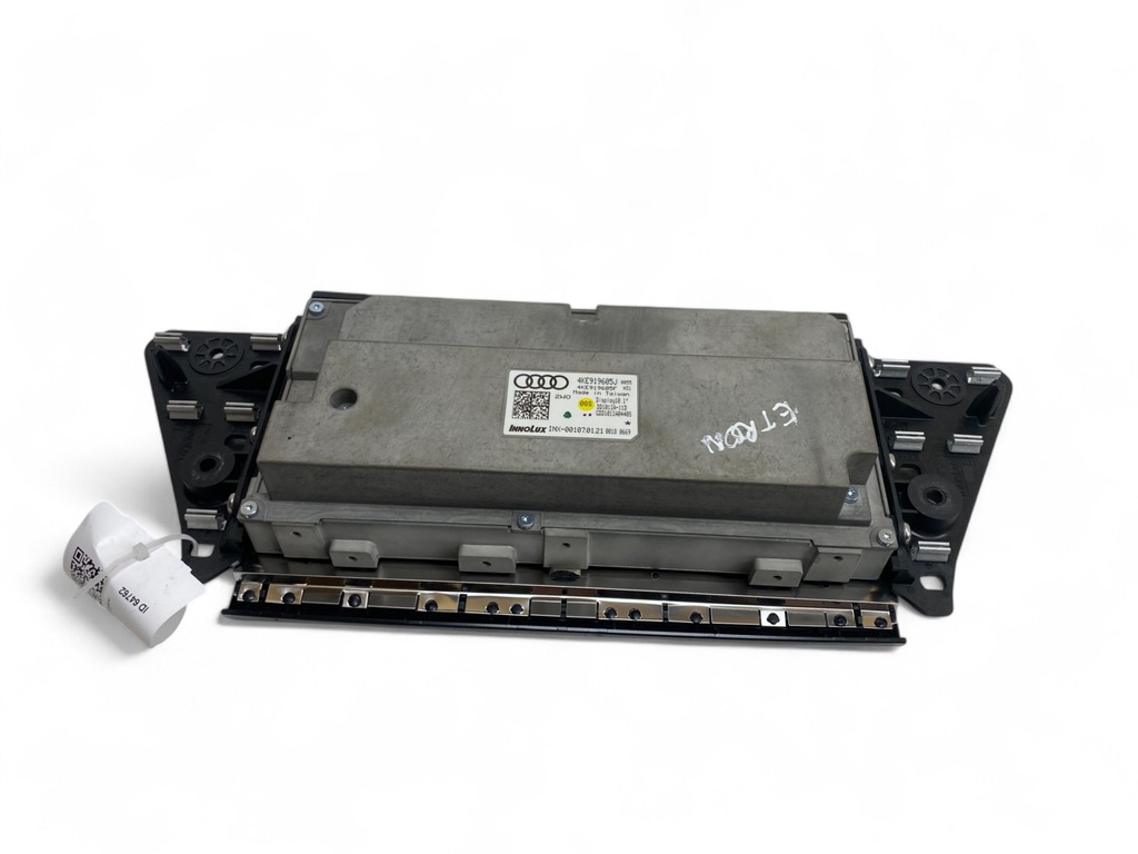 фото №6, Audi e-tron 2021 монітор / дисплей / екран