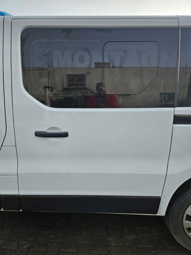 фото №6, Renault trafic iii 15 22 крила лівий перед колір dv369