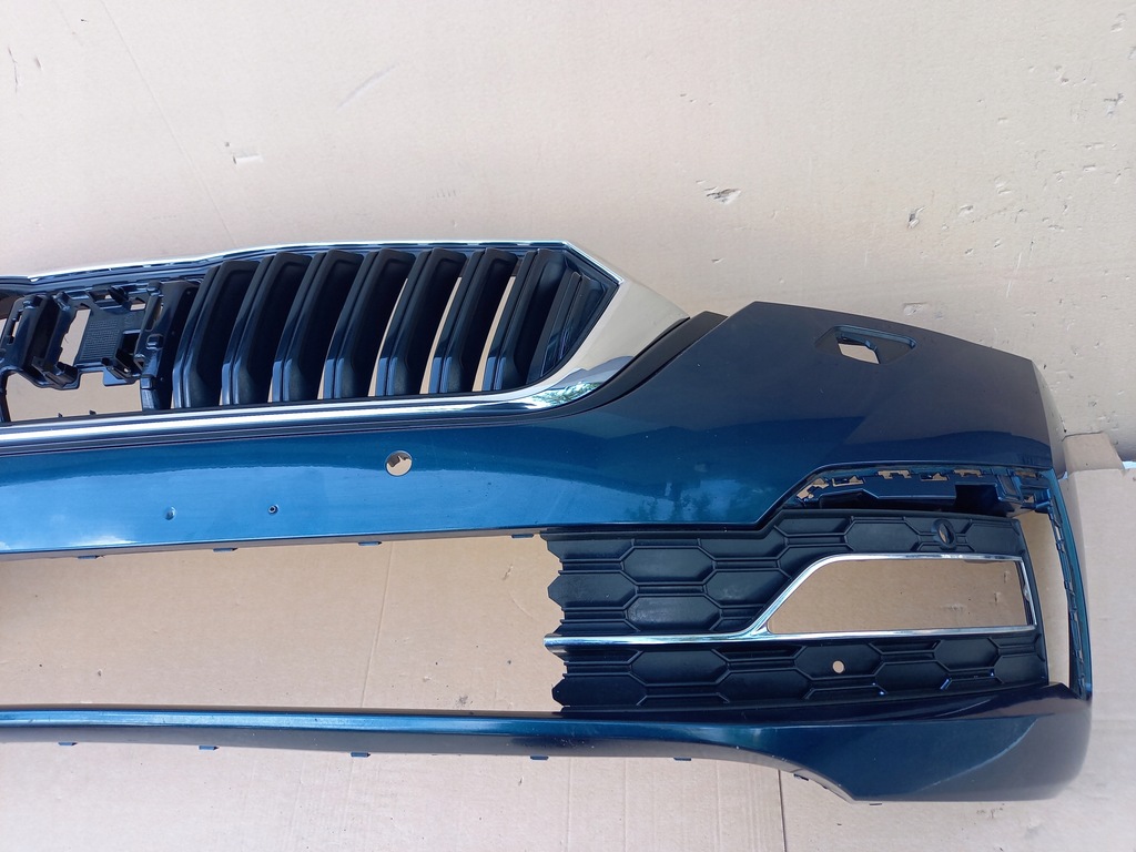 фото №7, Skoda octavia iv 4 бампер передний решётка радиатора решётка