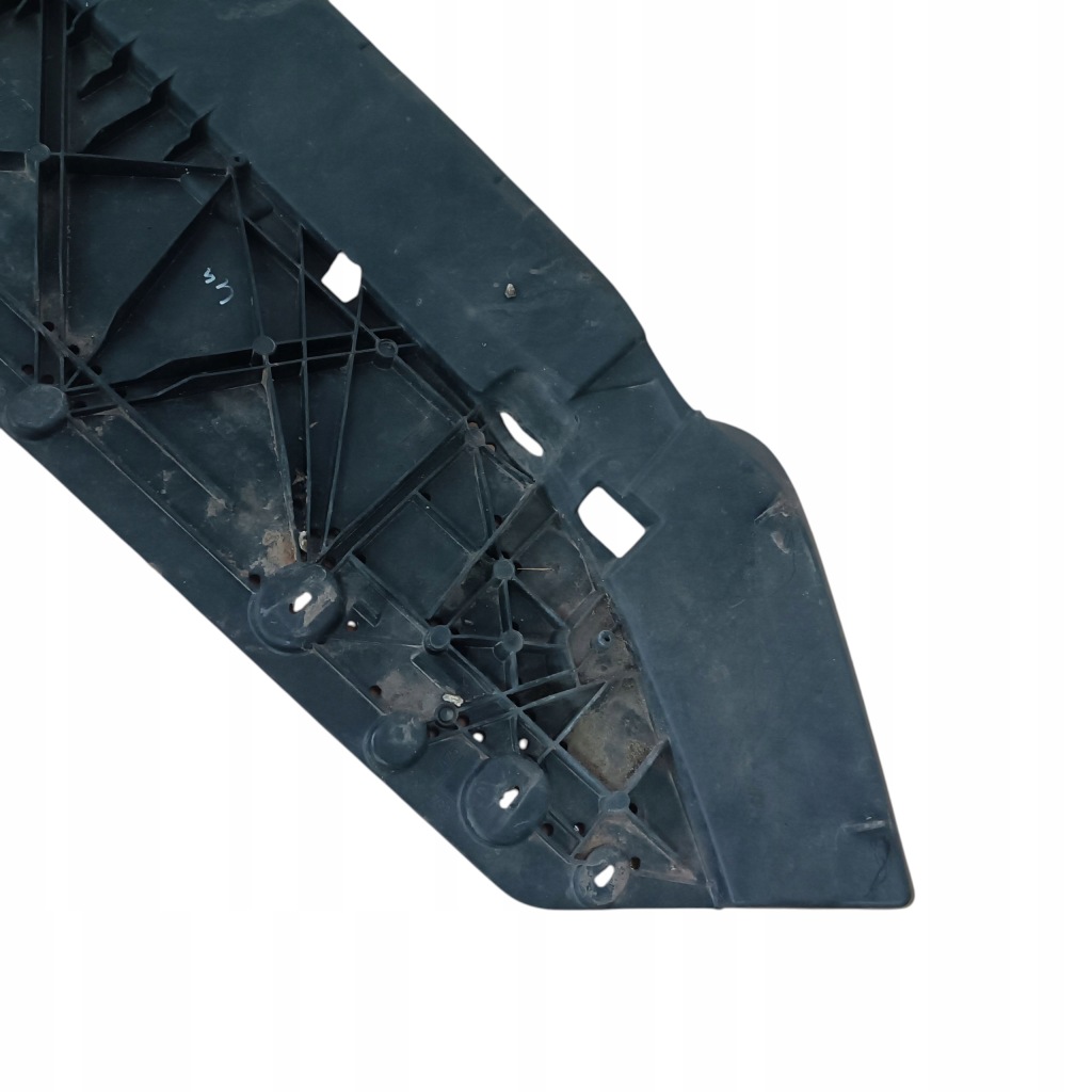 Накладка плита под бампер audi a4 b9 s-line 8w0807611a Киев