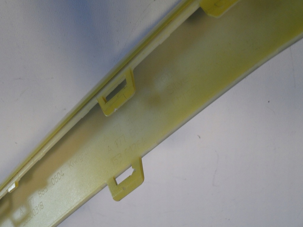 фото №11, Mercedes a klasa w177 177 молдинг нижняя жёлтая w бампер передний amg