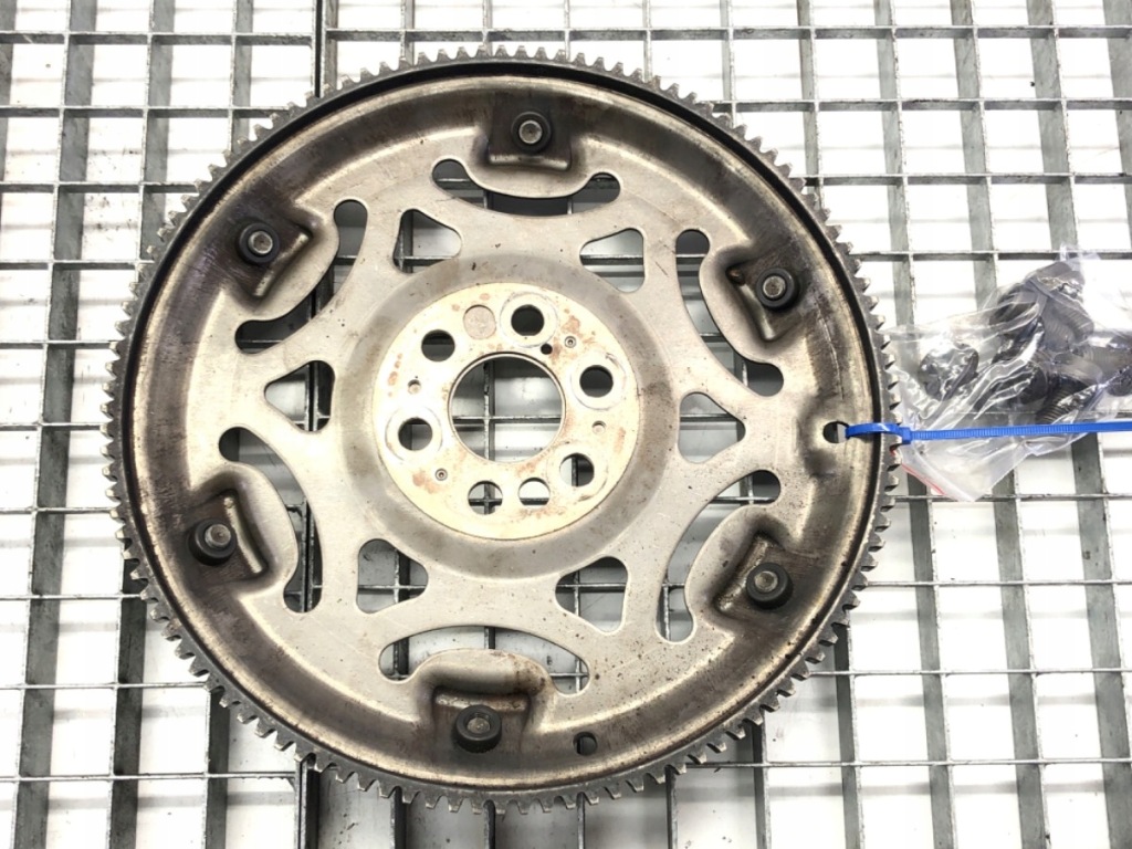 фото №1, Колесо маховик венец болты bmw f10 2.0b 09-16