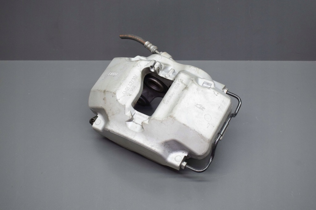 фото №1, Суппорт прижим левый bmw 3 g20 g21 4 g22 g23 5 g30