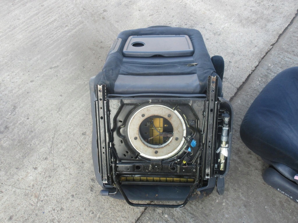 фото №4, Renault espace iii сиденье сиденья перед задняя iii ряд правый левый