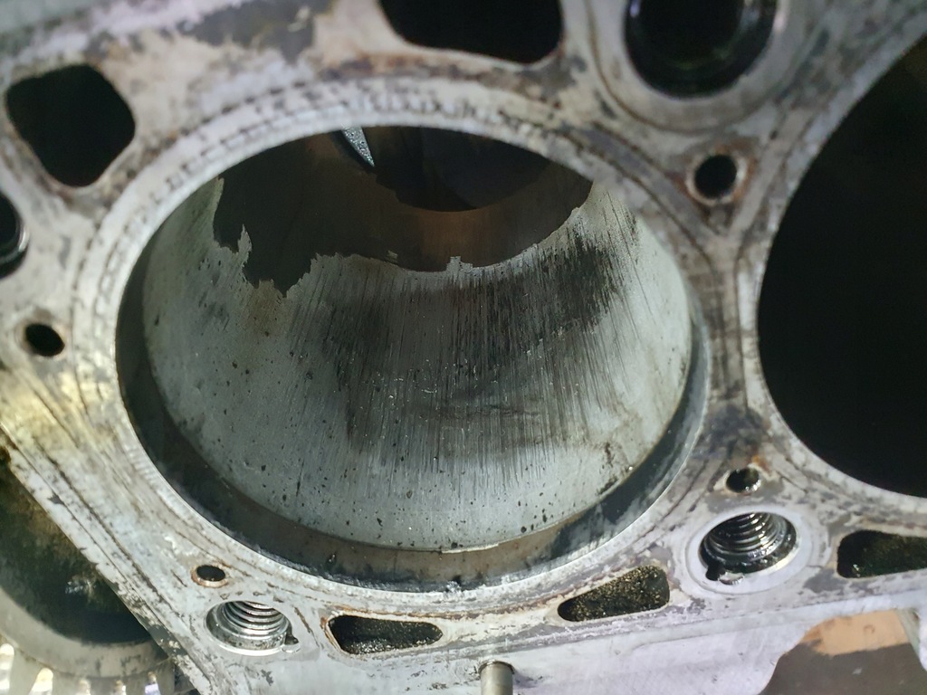 фото №9, Блок dół двигуна голий 2.5 tdi bnz vw t5 transporter