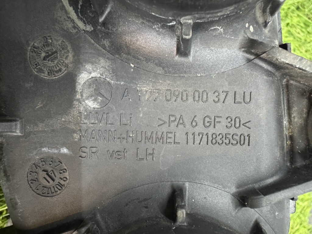 Колектор впускний  лівий mercedes s klasa w222 4.0 в Україні