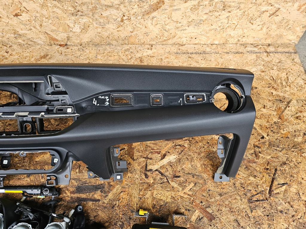 фото №7, Alfa romeo stelvio приборная панель консоль ремни подушка безопасности