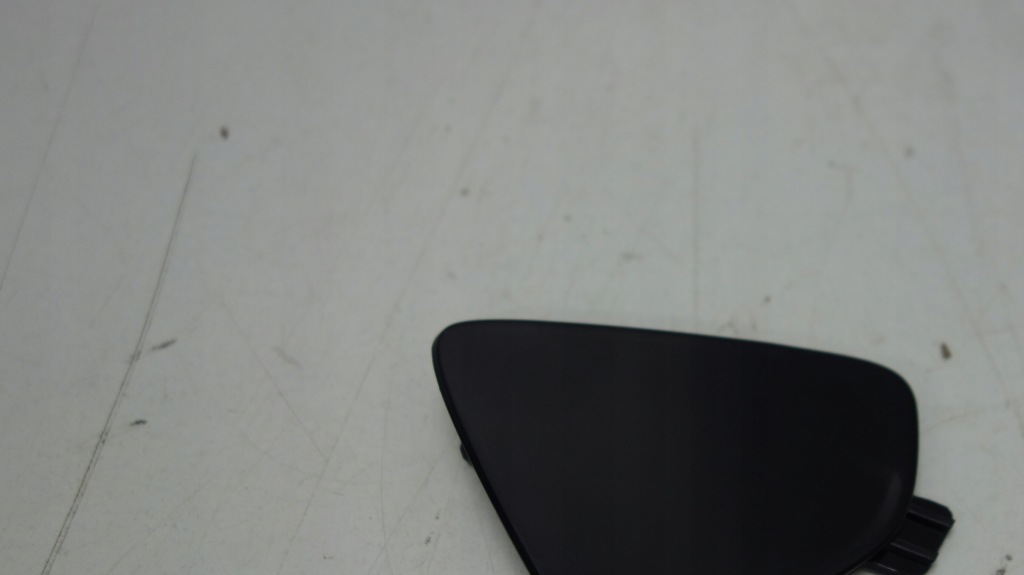 фото №2, Volvo xc60 lift заглушка фаркоп перед 31323767