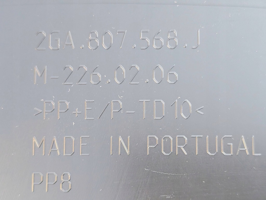 фото №7, Vw t-roc lift r-line 2021- спойлер дифузор накладка бампера задня 2ga807568j