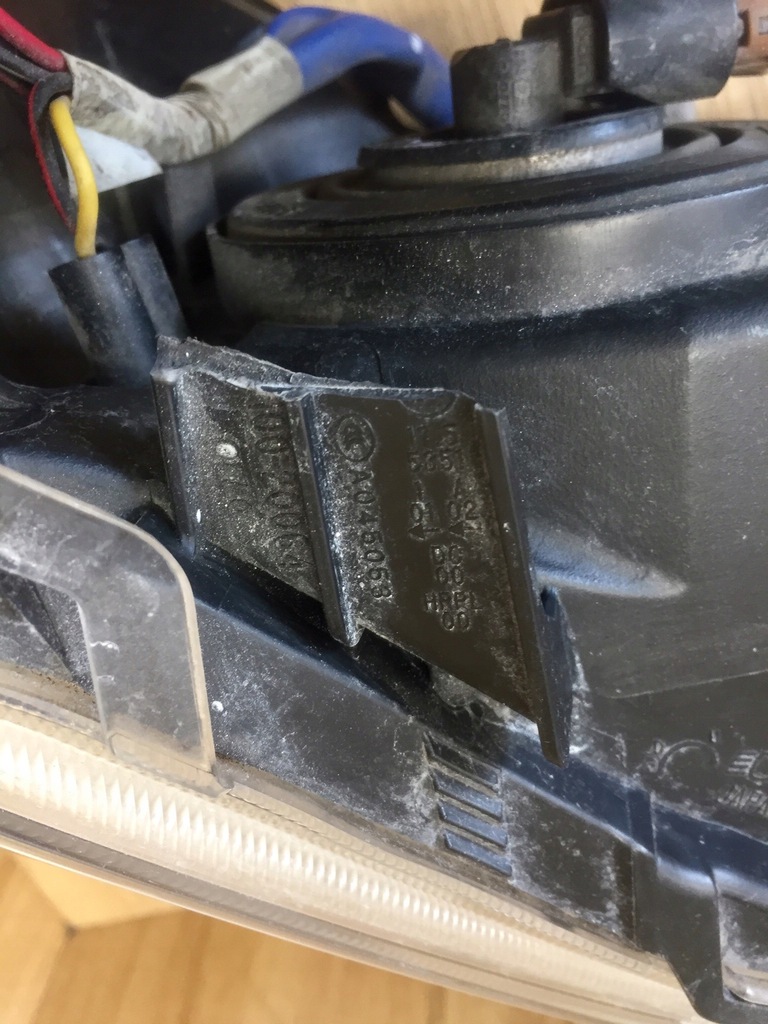 фото №8, Subaru legacy v 09-14 лампа правая ксенон